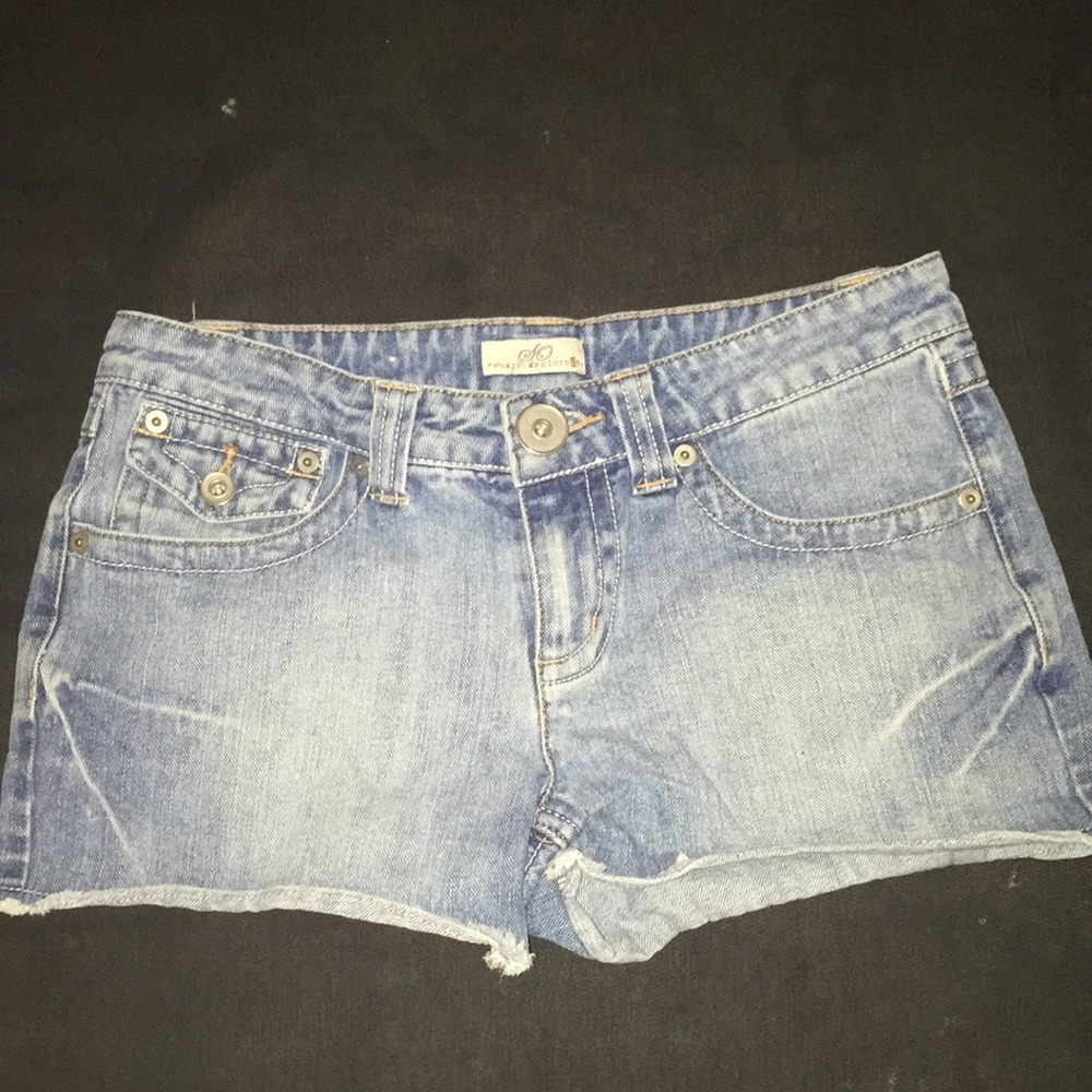 Blue jean shorts - Picture 1 of 1